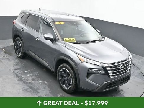 Used 2024 Nissan Rogue SV image 38