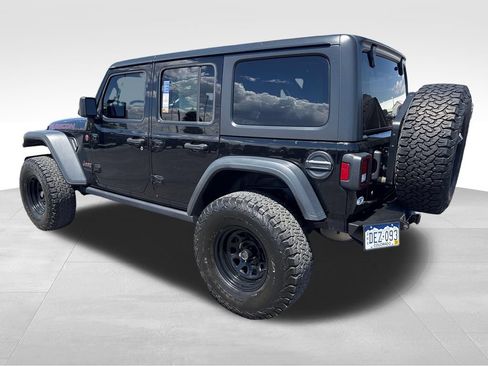 Used 2018 Jeep Wrangler Unlimited Rubicon AWD/4WD image 3