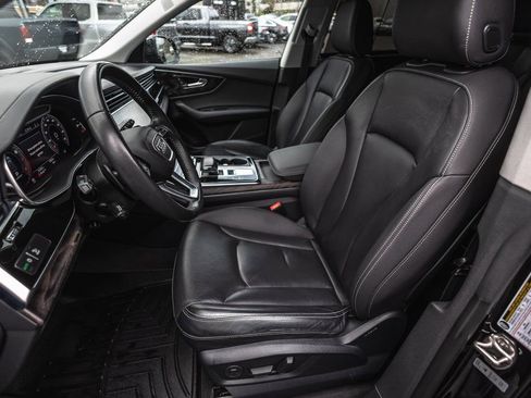 Used 2019 Audi Q8 Prestige w/ Adaptive Chassis Package image 20