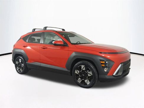 Certified 2024 Hyundai Kona SEL w/ Convenience Package FWD image 2