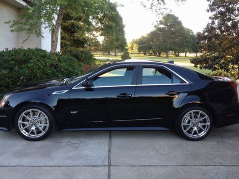 Used 2009 Cadillac CTS V image 1
