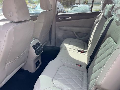 New 2026 Volkswagen Atlas SEL Premium R-Line image 19