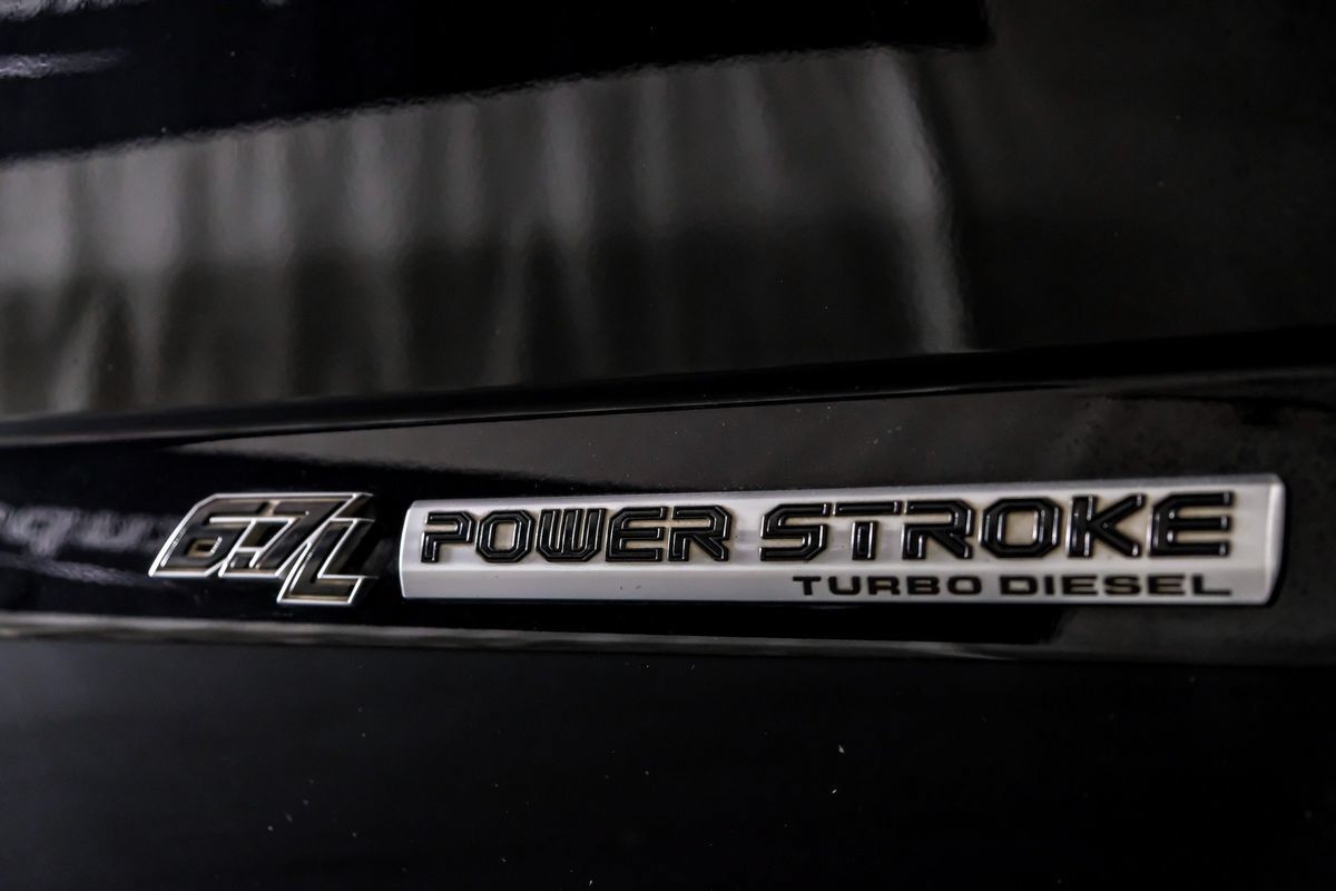 Used 2020 Ford F350 Platinum w/ FX4 Off-Road Package AWD/4WD image 46