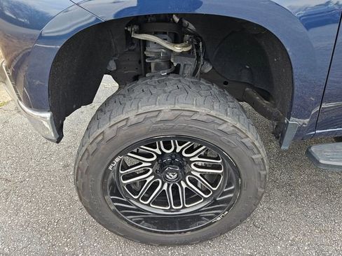 Used 2020 Chevrolet Silverado 1500 LTZ w/ LTZ Premium Package image 10