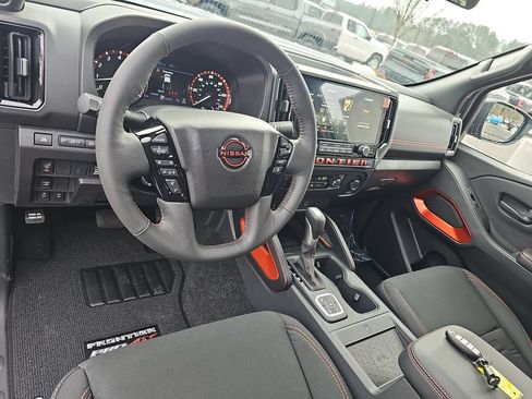 New 2026 Nissan Frontier PRO-4X w/ Tow Package AWD/4WD image 19