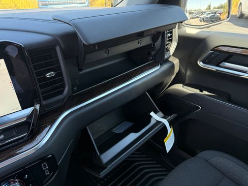 New 2026 GMC Sierra 1500 SLE w/ X31 Off-Road Package image 18