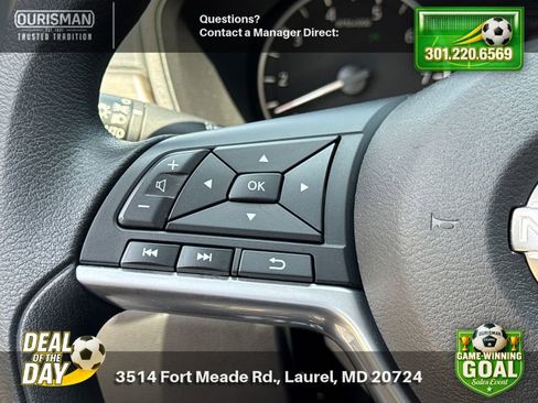 Used 2025 Nissan Altima 2.5 SV FWD image 21