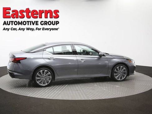 Used 2023 Nissan Altima 2.5 SL AWD/4WD image 36