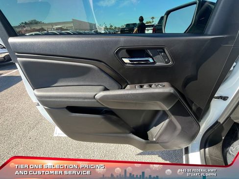 Used 2025 GMC Canyon Elevation image 22