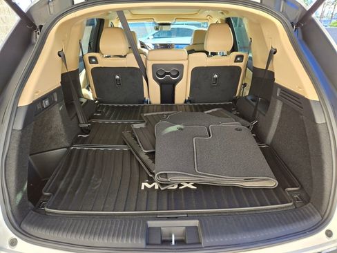 New 2026 Acura MDX SH-AWD image 18