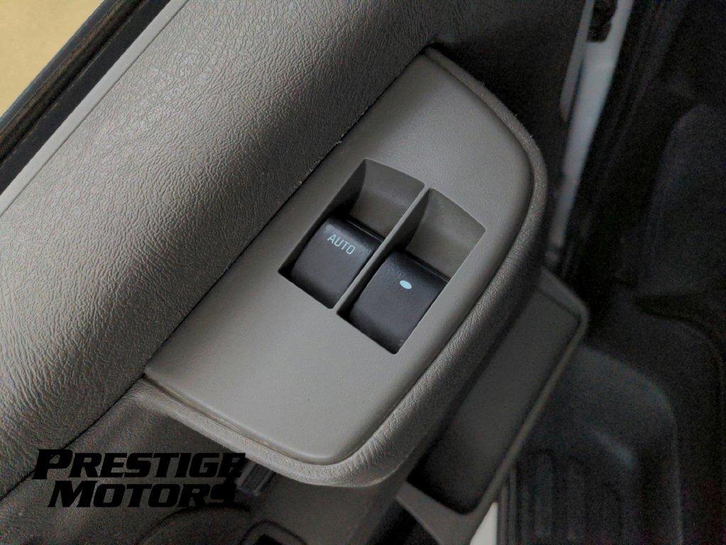 Used 2019 Chevrolet Express 2500 LT w/ LT Preferred Equipment Group RWD image 20