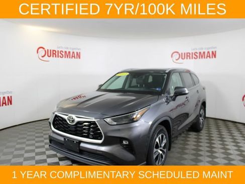 Used 2023 Toyota Highlander XLE AWD/4WD image 2