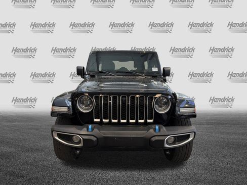 Used 2023 Jeep Wrangler Sahara image 3