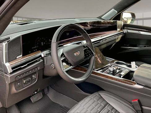 New 2026 Cadillac Escalade Platinum Sport w/ LPO, Floor Liner Package AWD/4WD image 6