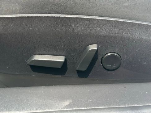 Used 2018 Tesla Model 3 Long Range image 18