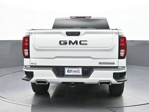 Used 2024 GMC Sierra 1500 Elevation w/ X31 Off-Road Package AWD/4WD image 10