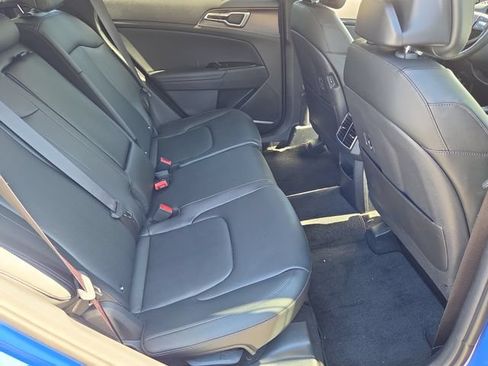 Certified 2026 Kia Sportage EX FWD image 18