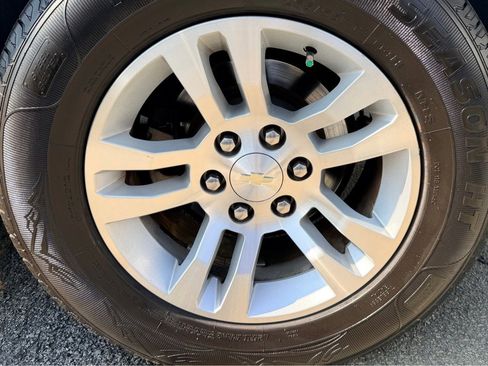 Used 2019 Chevrolet Tahoe LT image 33