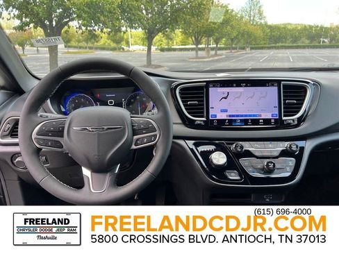 New 2026 Chrysler Voyager LX image 23