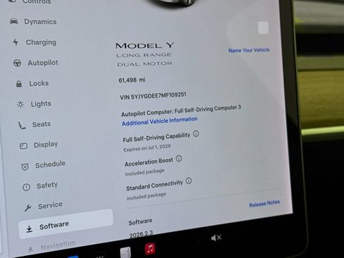 Used 2021 Tesla Model Y Long Range AWD/4WD image 11