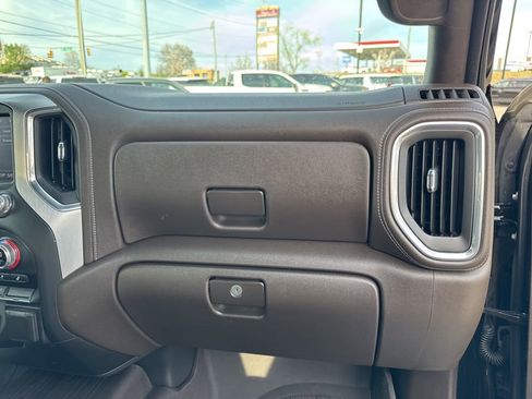 Used 2021 GMC Sierra 1500 SLT RWD image 24