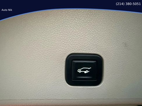 Used 2015 Cadillac SRX Luxury w/ Driver Awareness Package image 33