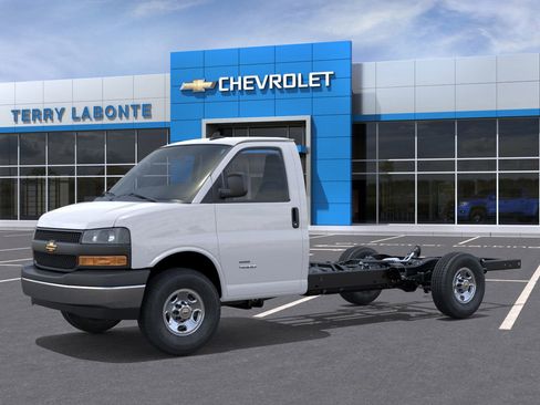 New 2025 Chevrolet Express 3500 w/ Power Convenience Package RWD image 3