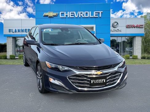 Used 2025 Chevrolet Malibu LT FWD image 7