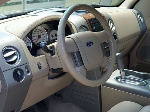 Used 2004 Ford F150 Lariat AWD/4WD image 8