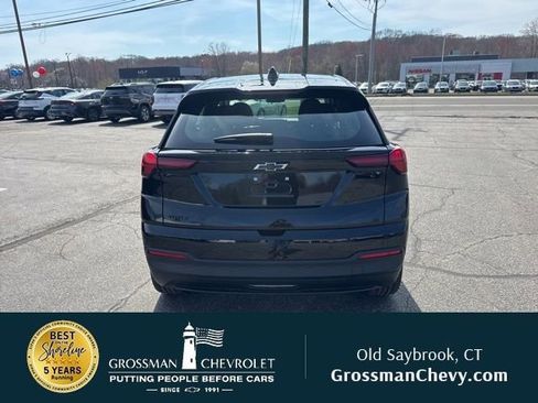 New 2027 Chevrolet Bolt LT w/ Comfort Package FWD image 6