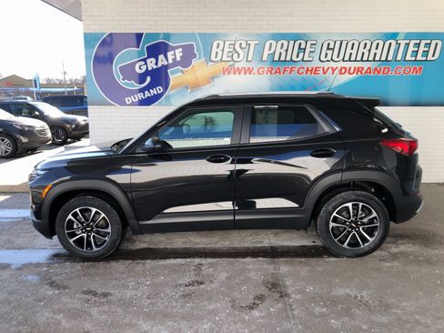 Certified 2026 Chevrolet TrailBlazer LT w/ Convenience Package image 5