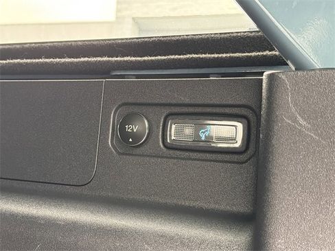 Used 2022 Ford Bronco Outer Banks image 21