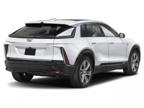 Certified 2024 Cadillac Lyriq Sport image 2