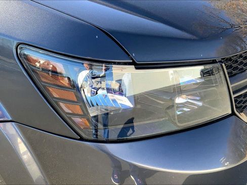 Used 2019 Dodge Journey GT image 26