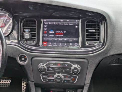 Used 2020 Dodge Charger Scat Pack RWD image 18
