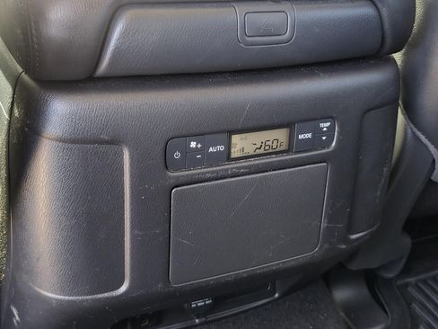 Certified 2023 Nissan Armada SL w/ Captain's Chairs Package image 23