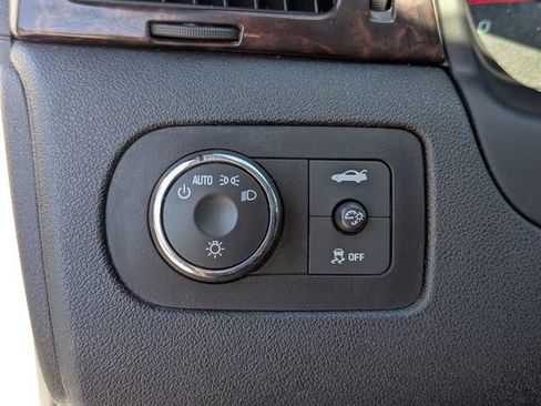 Used 2016 Chevrolet Impala LT FWD image 26