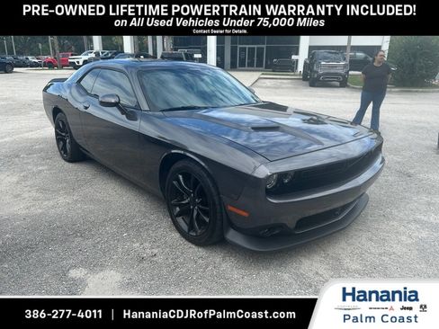 Used 2016 Dodge Challenger R/T Plus RWD image 6