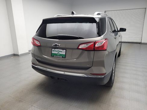 Used 2018 Chevrolet Equinox LT w/ Sun & Infotainment Package FWD image 7