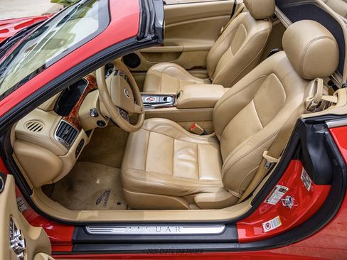 Used 2010 Jaguar XKR R RWD image 39