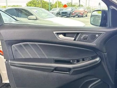 Used 2020 Ford Edge ST AWD/4WD image 17