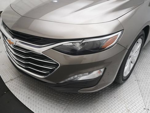 Used 2020 Chevrolet Malibu LT FWD image 22