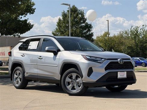 New 2025 Toyota RAV4 XLE image 2
