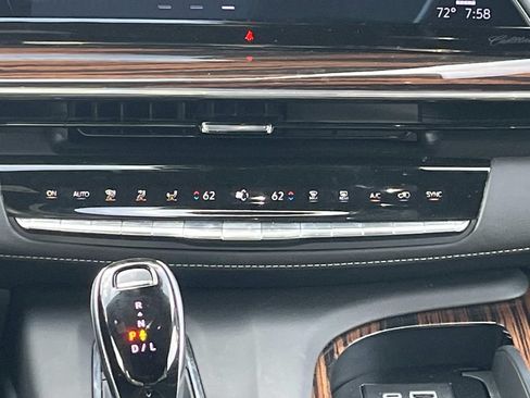 Certified 2024 Cadillac Escalade Premium Luxury w/ Performance Package AWD/4WD image 16