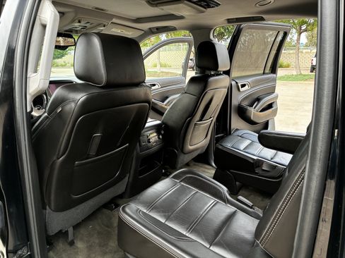 Used 2015 GMC Yukon XL Denali w/ Touring Package RWD image 24