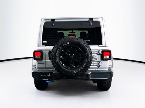 Used 2023 Jeep Wrangler Unlimited w/ Cold Weather Group AWD/4WD image 7
