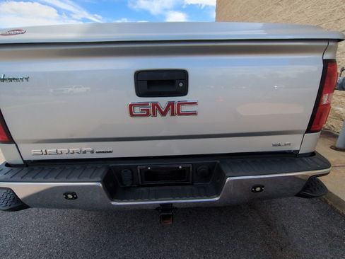 Used 2019 GMC Sierra 1500 SLE w/ SLE Value Package AWD/4WD image 27