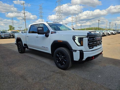 New 2026 GMC Sierra 2500 AT4 w/ AT4 Premium Plus Package AWD/4WD image 8