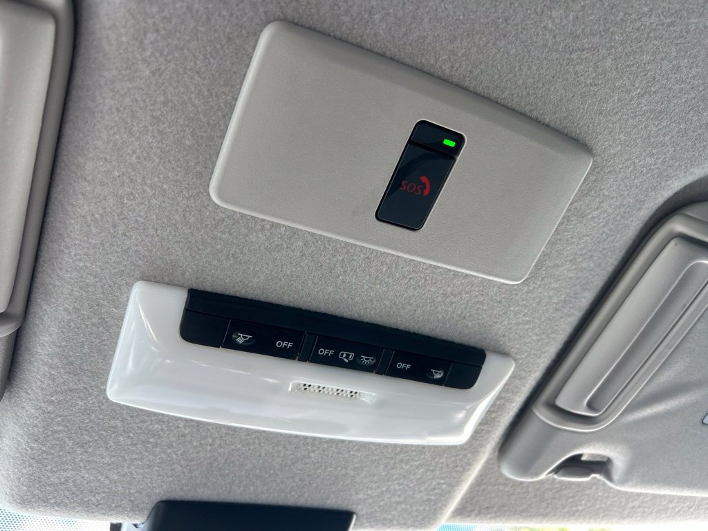 Certified 2024 Nissan Kicks SV FWD image 34