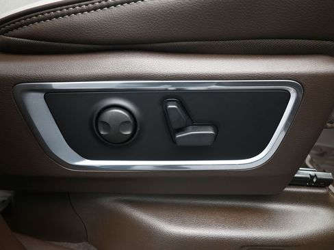 New 2026 RAM 1500 Laramie RWD image 27